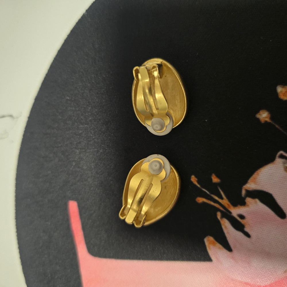 GIVENCHY Gold Clip-On Earrings - Picture 3 of 6